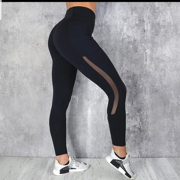 HIGH WAIST POCKET LEGGINGS - Picture 2 of 3